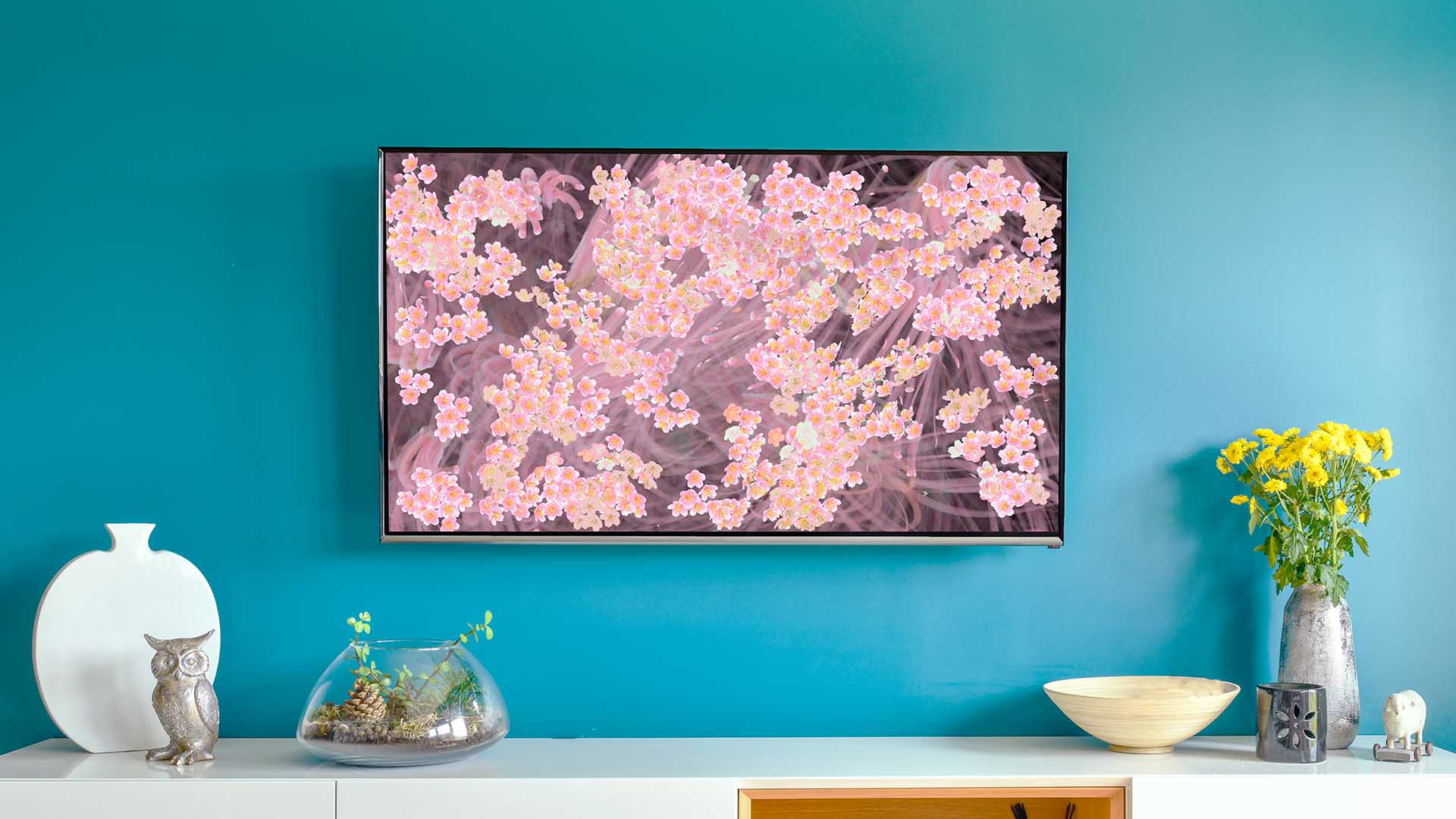 Teamlab's New 'Sakura Bombing Home' Artwork Will Fill Your TV Screen with Cherry Blossoms